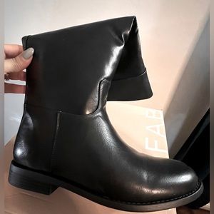 Brand new JustFab boots. Size 9.5. Black